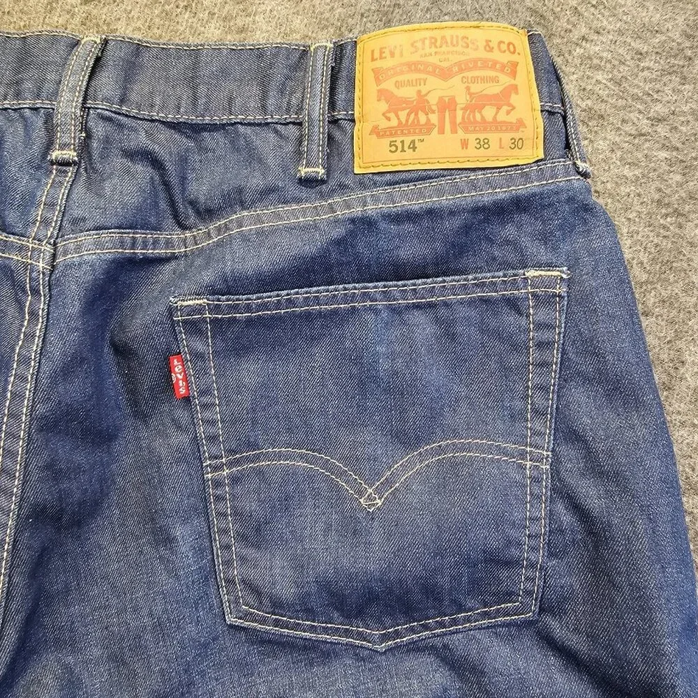 Levis 514 Jeans Mens Size 38x30 Dark Blue Wash Straight Fit Denim Cotton